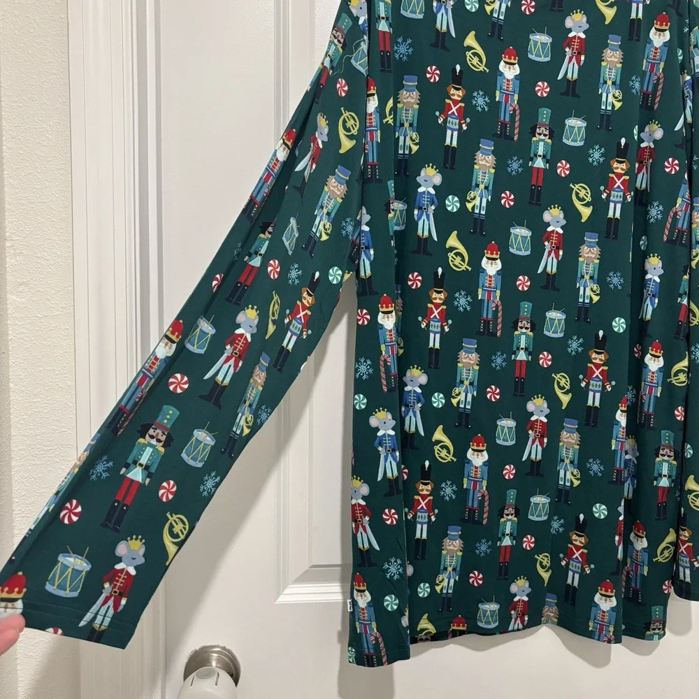 Little Sleepies Nutcracker March Pajama Top Holiday Christmas Green Women 2X XXL